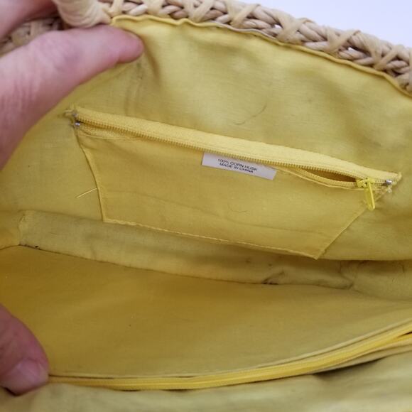 Boho Cottagecore Corn Husk Straw Flower Bag - Picture 6 of 8